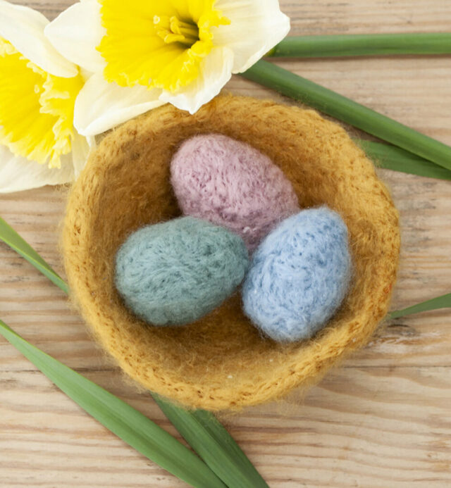 felted easter eggs
