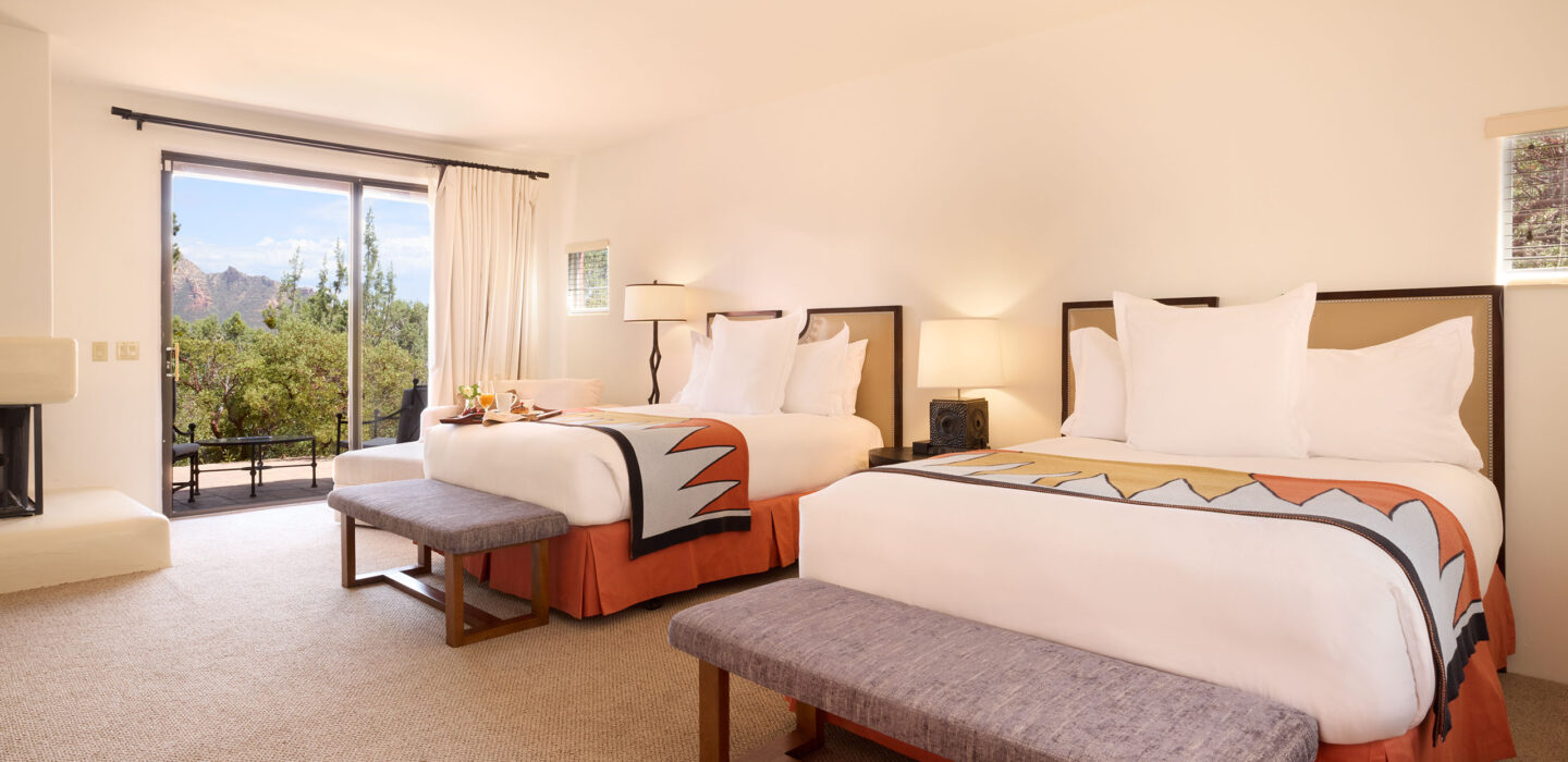 Canyon Vista_double queen bedroom with view